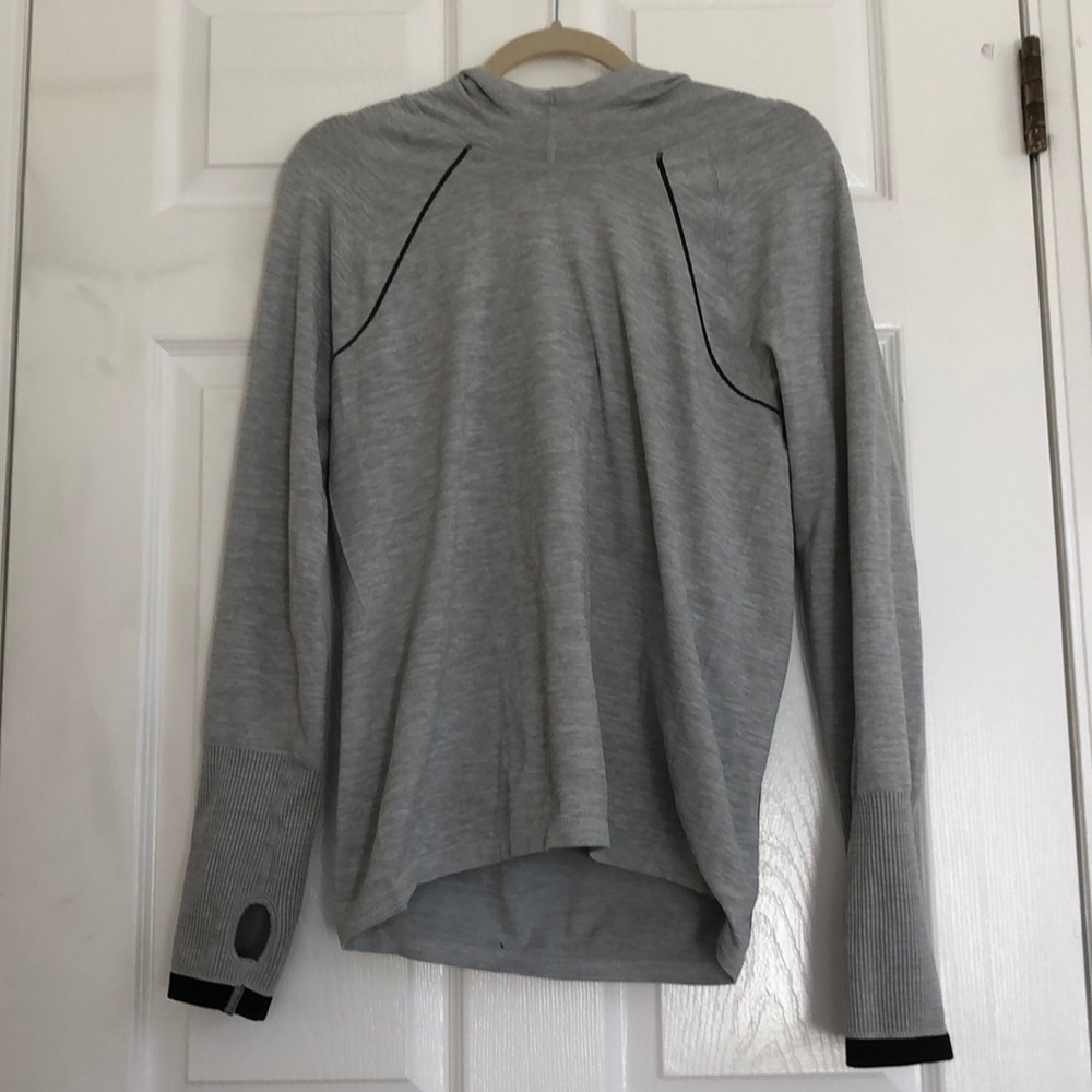 Forever 21 heather gray hoodie